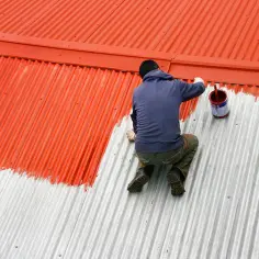 Jak malować pędzlem bez smug? 5 skutecznych technik do lepszego malowania