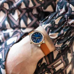 Fossil zegarek damski z bransoletą – który model wybrać i na co zwrócić uwagę?