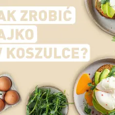 Jak zrobić jajko w koszulce? Pyszne tosty z awokado i jajkiem w koszulce, obok jajka i kiełki.