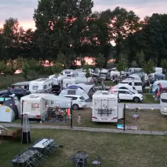 Najlepsze pole namiotowe nad jeziorem Kujawsko Pomorskie dla rodzin