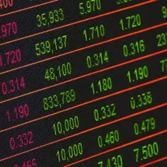Jak inwestować w waluty? 10 strategii dla początkujących
