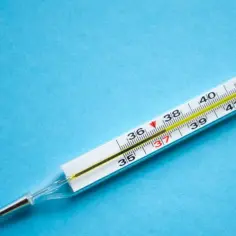 Czy alergia może wywołać gorączkę? Odkryj, co naprawdę oznacza temperatura