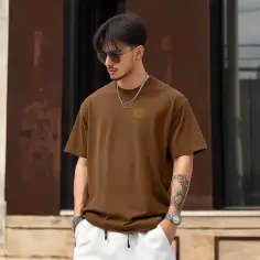 Jak nosić bluzki oversize, aby uniknąć modowych wpadek?