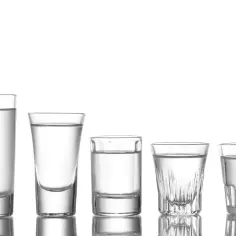 Kieliszek wódki ile promili? Zaskakujące fakty o alkoholu w organizmie