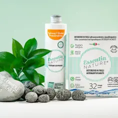 Zestaw Essentia Nature: perfumy do prania i ekologiczne listki do prania ręcznego w pralce.