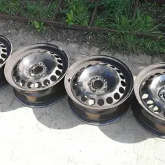 Idealne felgi stalowe do Audi A4 B6: Unikaj kosztownych wpadek przy wyborze!