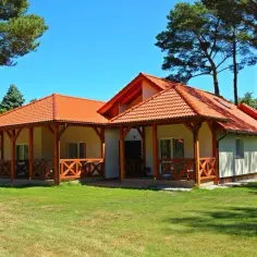Ośrodki nad morzem w Rowach: blisko plaży i atrakcji