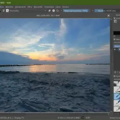 Zachód słońca nad morzem edytowany w programie Krita, który jest świetną alternatywą dla płatnego Photoshopa.