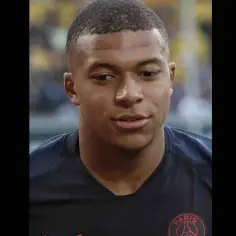 Ile zarabia Mbappe na sekundę? Zaskakujące liczby i fakty