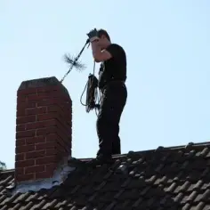 Kominiarz co ile przegląd: uniknij zagrożeń i kosztownych napraw