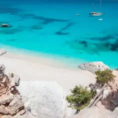  Najpiękniejsze plaże we Włoszech - TOP 10 najlepszych