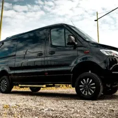 Mercedes-Benz Sprinter 4x4 - wszechstronność i moc w trudnych warunkach