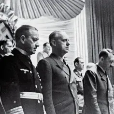 Jakie funkcje pełnił Hitler? Kluczowe role i ich tragiczne skutki