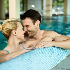 Romantyczny pobyt w hotelu spa z basenem – relaks tylko we dwoje