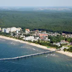 Kołobrzeg czy Świnoujście - który kurort jest lepszym wyborem?
