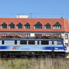 Jak dojechać z Warszawy do Darłowa pociągiem - najlepsze trasy i porady podróżne