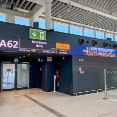 Co znaczy gate na lotnisku? Kluczowe informacje, które musisz znać