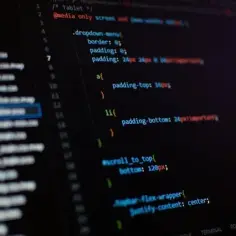 Jak wyśrodkować tekst w HTML - skuteczne metody i najczęstsze błędy