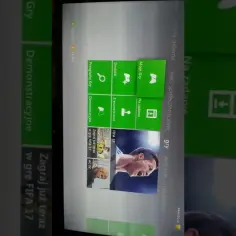 Skąd bezpiecznie pobierać gry na Xbox 360? Sprawdź legalne źródła i uniknij ryzyka