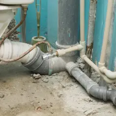 Montaż instalacji kanalizacyjnej: Krok po kroku dla każdego