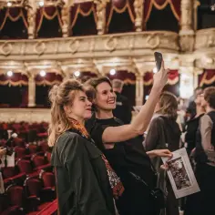 Nocne zwiedzanie teatru Słowackiego: odkryj tajemnice i historie