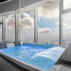 Ile kosztuje apartament w Sky Tower? Ceny, które mogą zaskoczyć