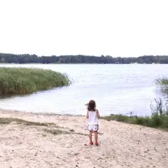 Niezapomniane atrakcje jeziora Zagłębocze, które musisz poznać