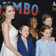 Czy Angelina Jolie ma swoje dzieci? Poznaj ich imiona i historię
