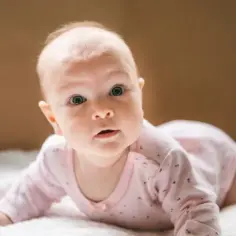 Kiedy rosną włosy u niemowlaka? Zaskakujące fakty dla rodziców