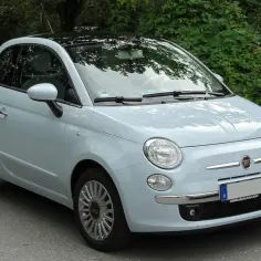 Jakie auto dla kobiety wybrać, aby cieszyć się komfortem i bezpieczeństwem?
