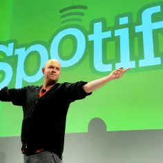 Kiedy powstał Spotify i jak zmienił oblicze przemysłu muzycznego