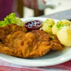 Co zjeść w Czechach: najpyszniejsze potrawy, których nie możesz przegapić