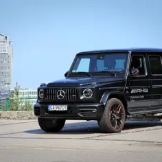 Mercedes Gelenda 90: Ikona Terenowego Luksusu i Niezawodności