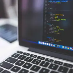 Jak stworzyć sztuczną inteligencję – proste kroki dla początkujących