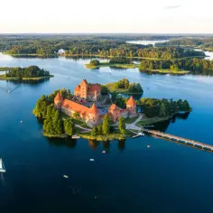 Gdzie tanio polecieć we wrześniu? Odkryj najlepsze oferty podróży