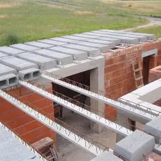 Ile kosztuje zmiana stropu w projekcie? Sprawdź ukryte wydatki!