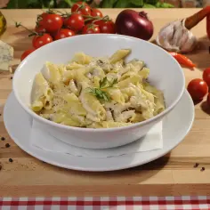Penne con crimini: prosty przepis na pyszne danie z grzybami crimini