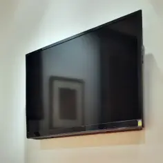 Jak schować kable za szafką RTV i uniknąć bałaganu w domu