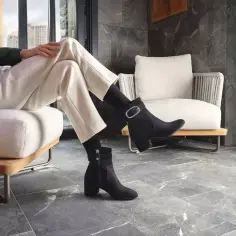 Buty COS: Idealne połączenie komfortu noszenia i nowoczesnego stylu