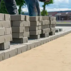 Ile kosztuje podbudowa pod kostkę? Ceny, materiały i kalkulacja