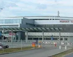 Na jakiej ulicy jest lotnisko w Poznaniu? Oto ważne informacje