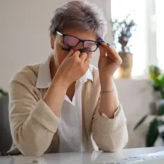 Na czym polega operacja zaćmy?