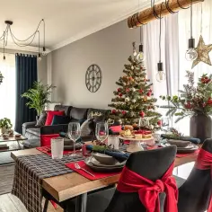 Jak udekorować salon na święta: kreatywne inspiracje i praktyczne porady