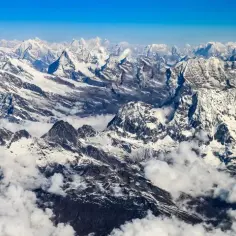 Jaka jest najwyższa góra na świecie? Odkryj Mount Everest i jego tajemnice