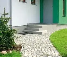 Najlepsze sposoby na piękne schody betonowe. Materiały, które zachwycą każdego