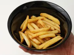 Ile kcal mają frytki domowe? Zaskakujące różnice w kaloryczności