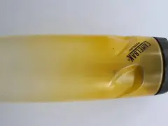 Skuteczne sposoby na usunięcie zapachu z plastikowej butelki