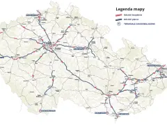 Mapa drog w Czechach. Czerwone linie to odcinki bezpłatne, niebieskie - płatne. Dowiedz się, ile kosztuje winieta na Czechy, analizując płatne trasy.