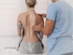 Ile trwa rehabilitacja kręgosłupa szyjnego? Oczekiwania i fakty