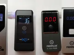 Alkomat Pro-X3 czy Pro X5 - który model zapewnia lepsze pomiary?